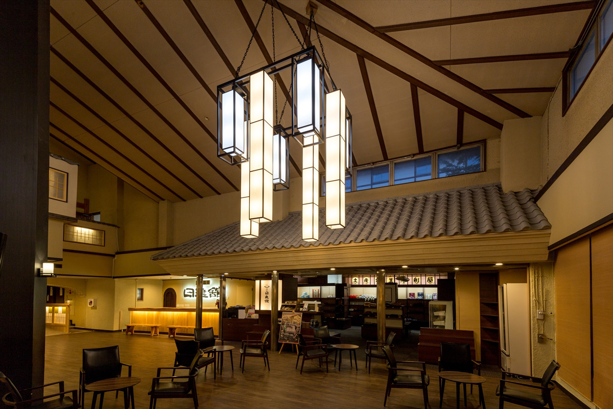 万座温泉日新館ロビーリフォーム